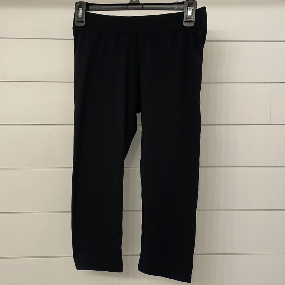 Pact Women's Black Cropped Leggings Small